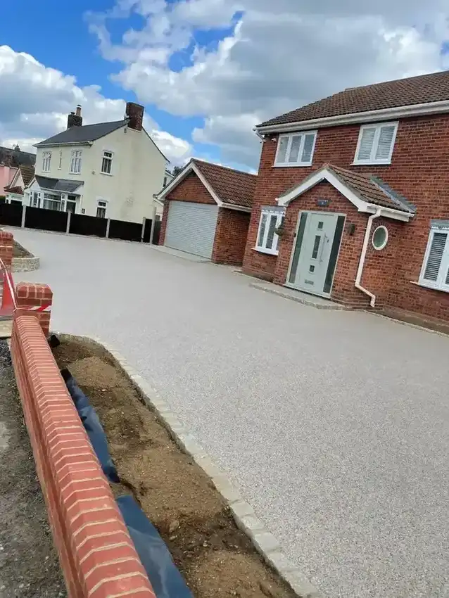 Resin driveway installation in Benfleet